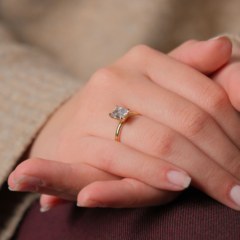 Dikdörtgen Baget Taş Yüzük